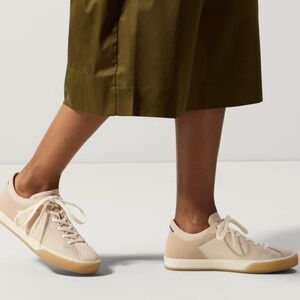 Rothy’s lace up sneaker size 9 biscuit